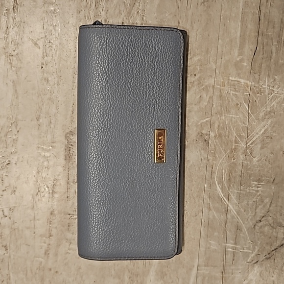 💕FURLA💕 Pebbled Leather Continental Long Wallet ~ Blue - Picture 1 of 9